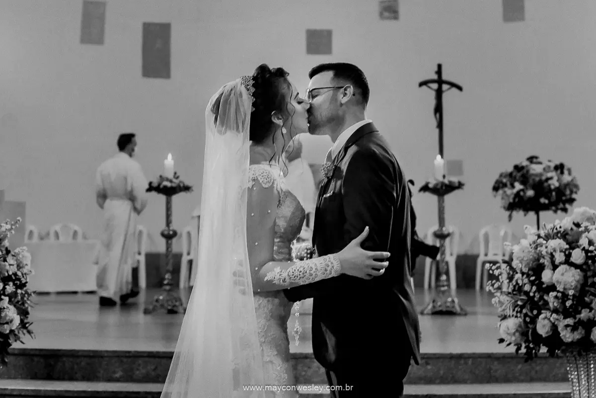 Casamento de Núbia e Matheus em Santuário Bom Pastor em Campo Grande, Cariacica.